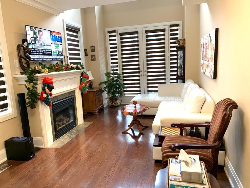 Luxury Home - Upper Toronto Beaches Экстерьер фото